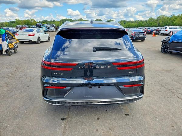 2026 GENESIS GV70