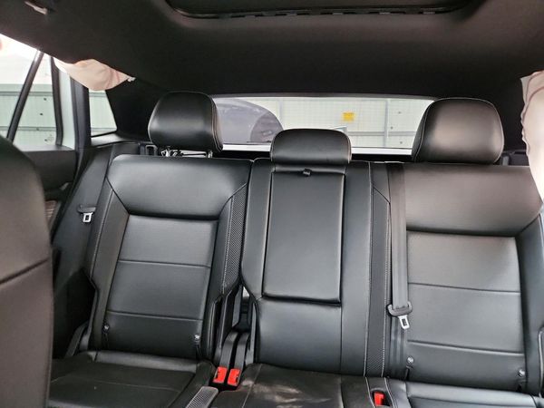 2021 VOLKSWAGEN ATLAS CROSS SPORT 4Motion SE