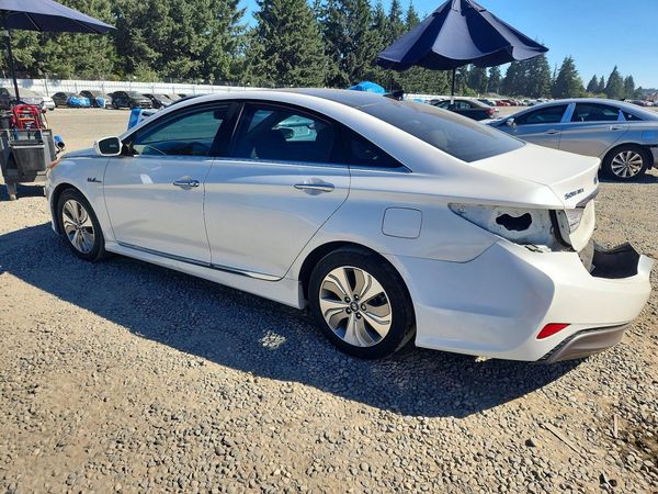 2013 HYUNDAI SONATA Hybrid / Hybrid Limited