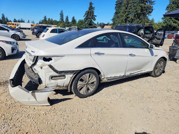 2013 HYUNDAI SONATA Hybrid / Hybrid Limited