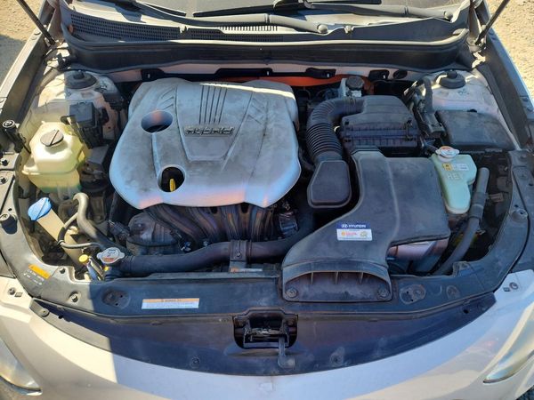 2013 HYUNDAI SONATA Hybrid / Hybrid Limited