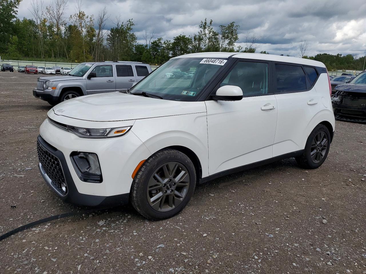 2022 KIA SOUL