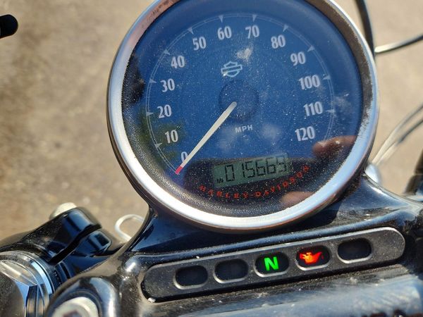 2016 HARLEY-DAVIDSON XL1200