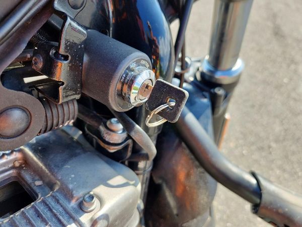 2016 HARLEY-DAVIDSON XL1200