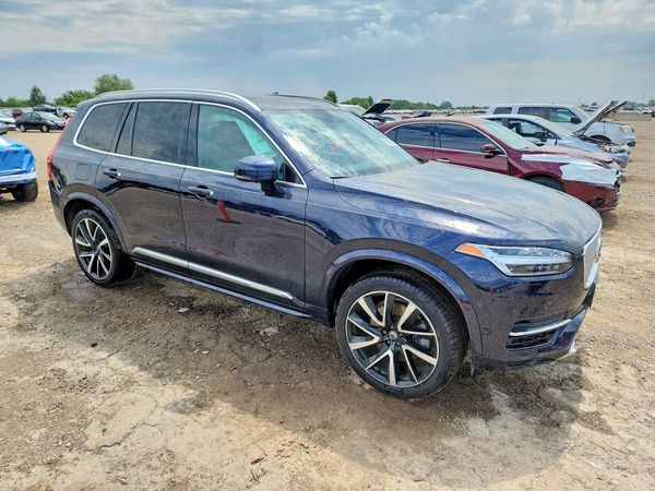 2019 VOLVO XC90 Inscription