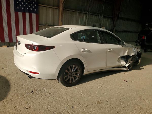 2022 MAZDA 3