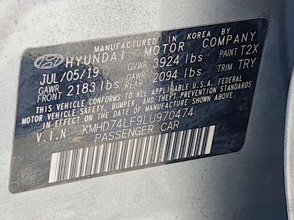 2020 HYUNDAI ELANTRA SE
