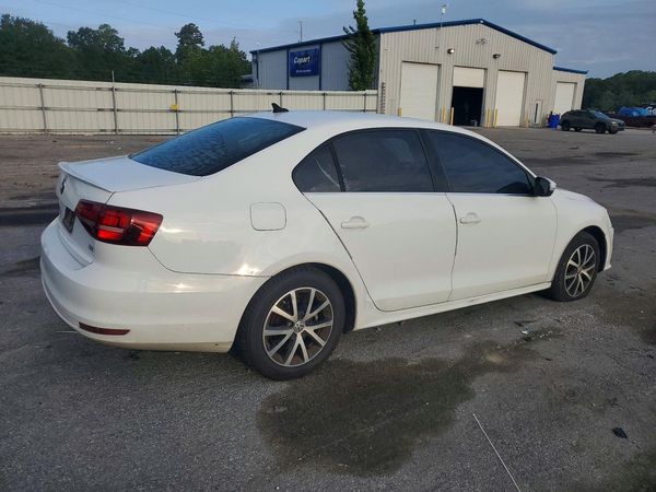 2017 VOLKSWAGEN JETTA SE