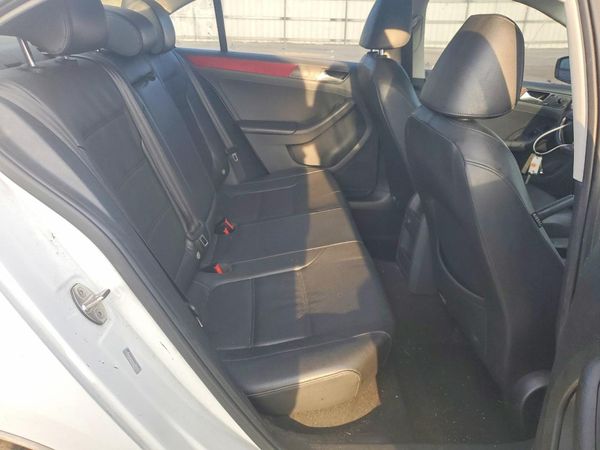 2017 VOLKSWAGEN JETTA SE