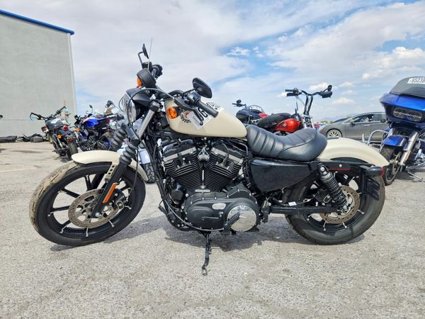 2022 HARLEY-DAVIDSON XL883