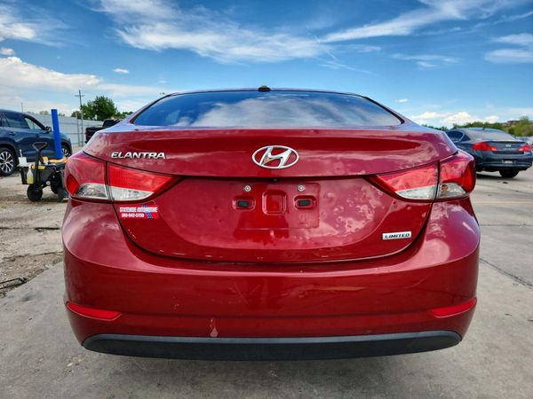 2014 HYUNDAI ELANTRA