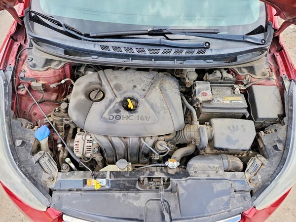 2014 HYUNDAI ELANTRA