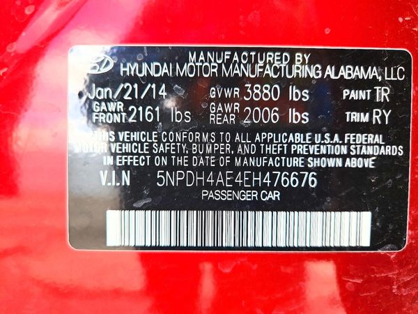 2014 HYUNDAI ELANTRA