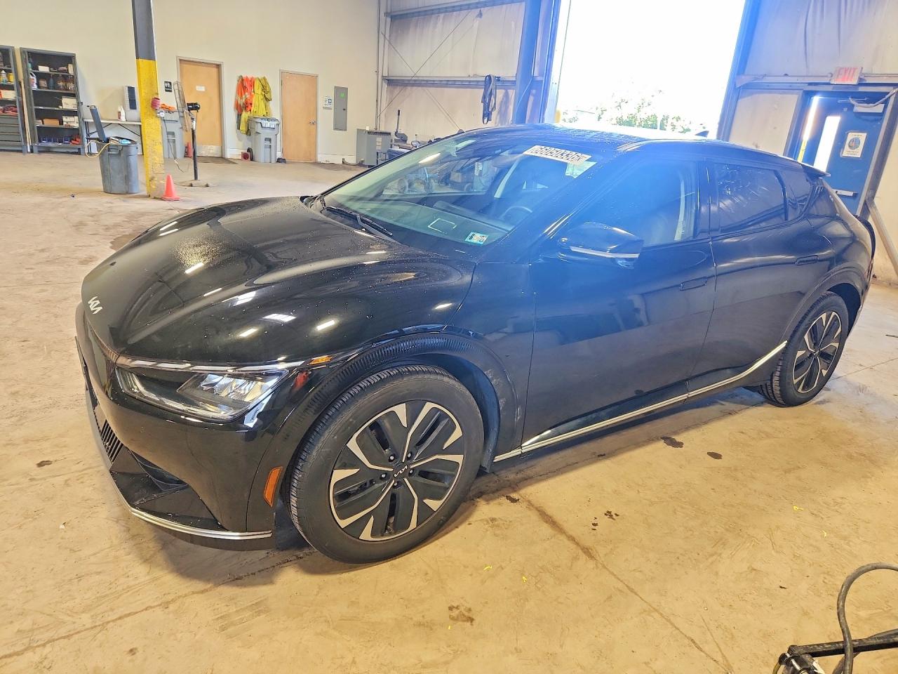 2024 KIA EV6 Light, Wind