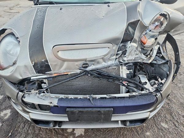 2017 MINI COOPER