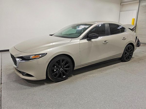 2024 MAZDA 3 — DSFA — Front 3/4