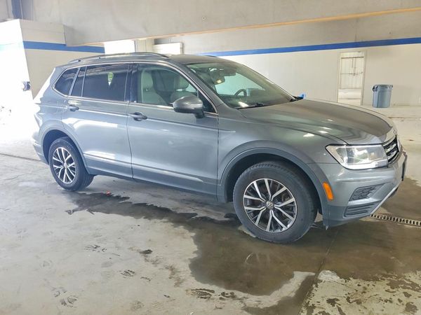 2020 VOLKSWAGEN TIGUAN SE, SEL — Passenger 3/4