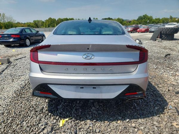 2023 HYUNDAI SONATA