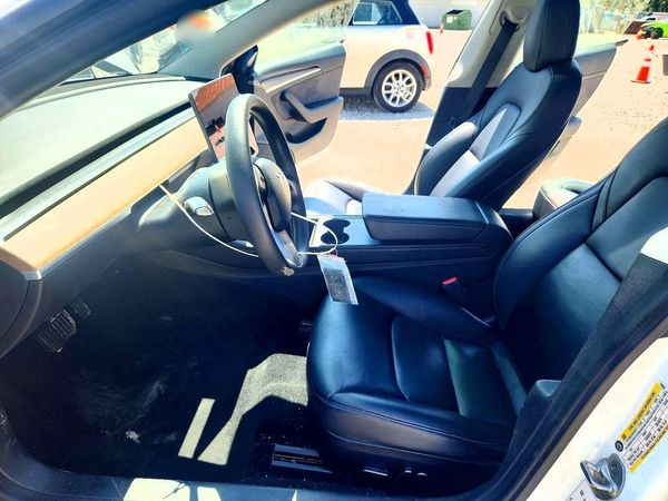 2021 TESLA MODEL 3