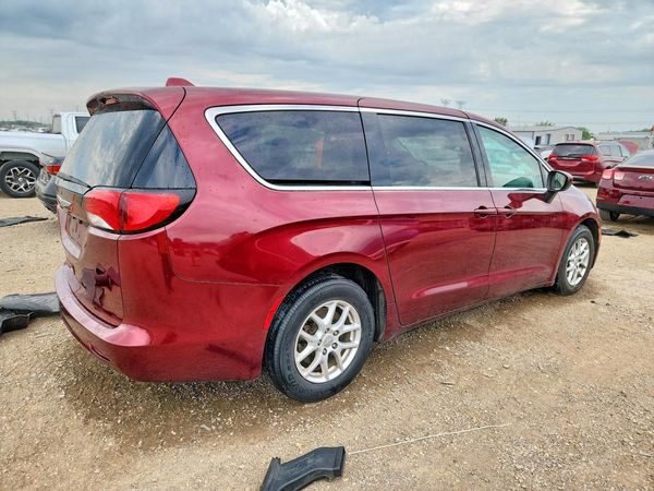 2017 CHRYSLER PACIFICA LX