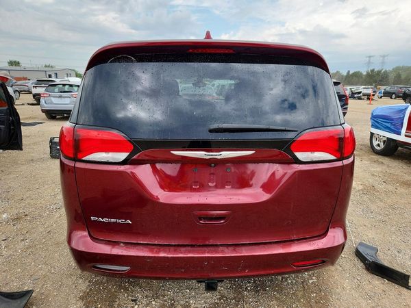 2017 CHRYSLER PACIFICA LX