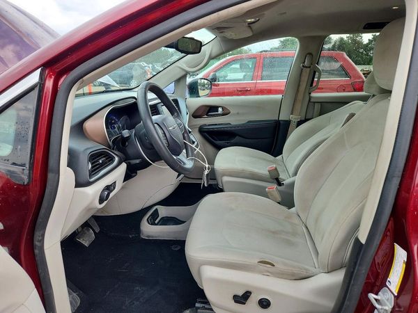 2017 CHRYSLER PACIFICA LX