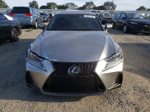 2017 LEXUS IS 200t