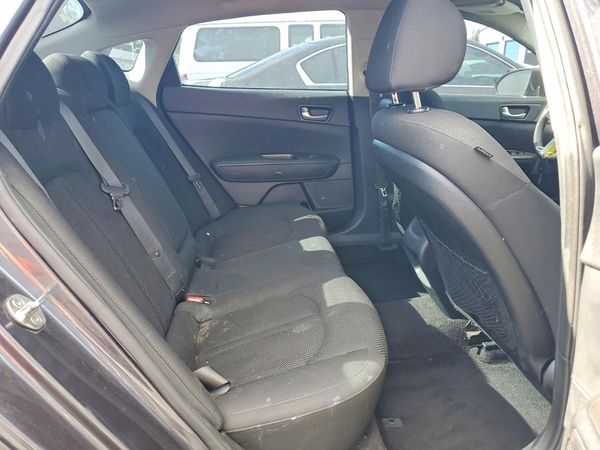 2019 KIA OPTIMA LX, S