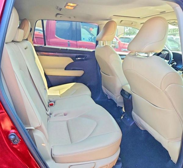 2021 TOYOTA HIGHLANDER Limited