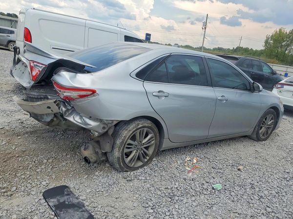 2017 TOYOTA CAMRY