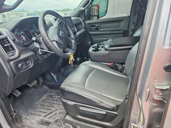 2023 RAM 3500 TRADESMAN CREW CAB 4X4