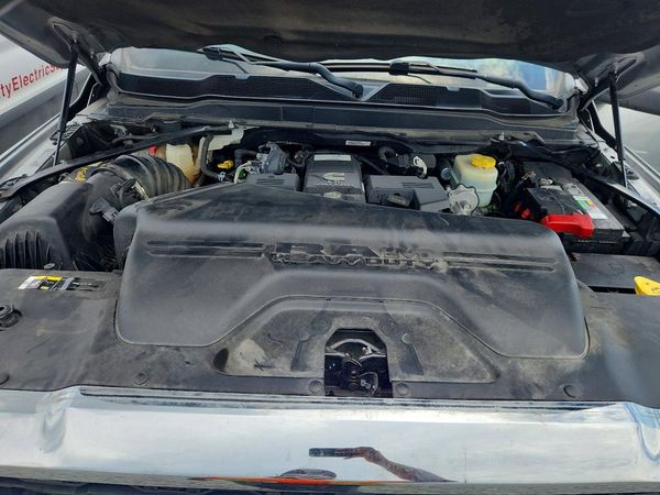 2023 RAM 3500 TRADESMAN CREW CAB 4X4