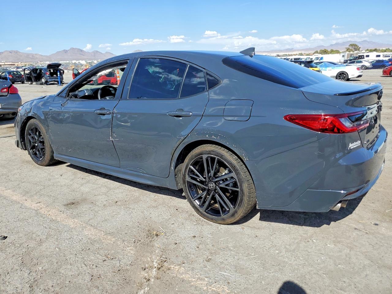 2025 TOYOTA CAMRY