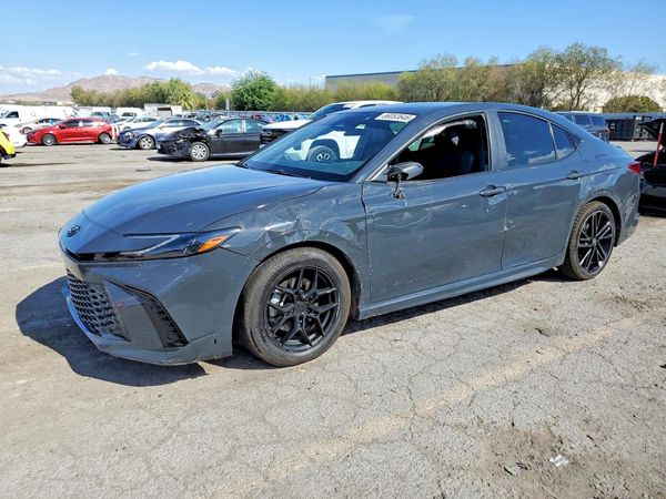 2025 TOYOTA CAMRY