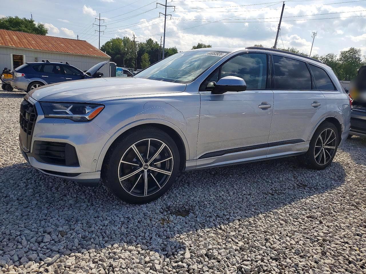 2022 AUDI Q7
