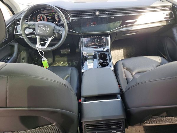 2022 AUDI Q7