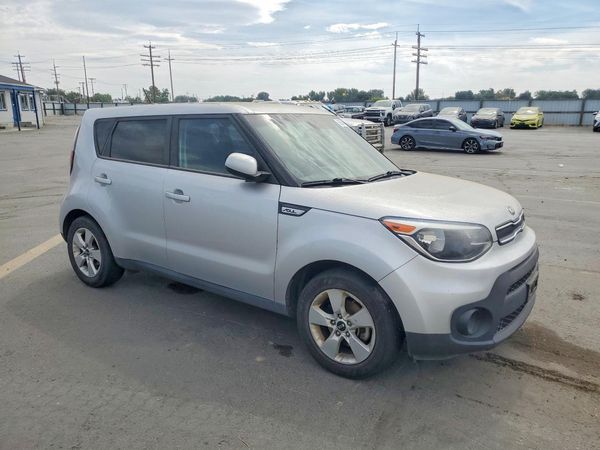 2018 KIA SOUL Base