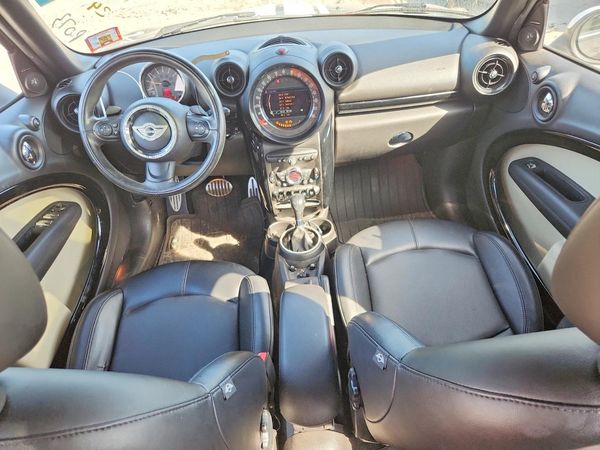 2016 MINI COOPER