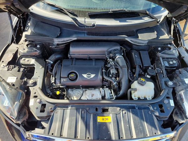 2016 MINI COOPER