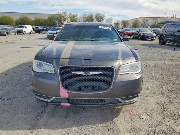 2016 CHRYSLER 300