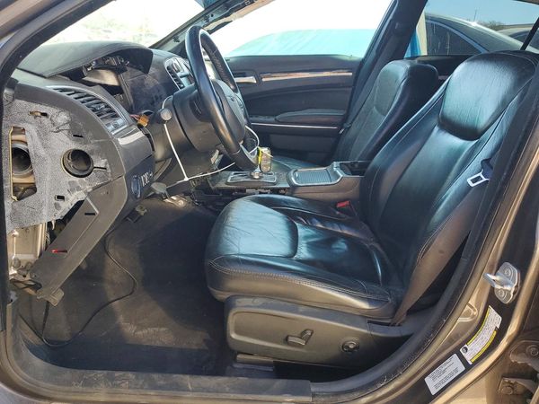 2016 CHRYSLER 300
