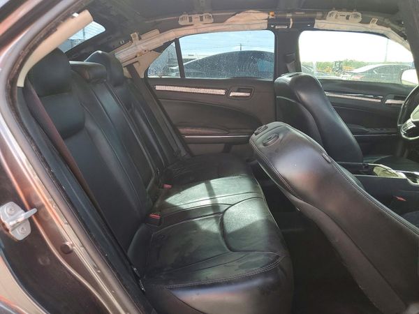 2016 CHRYSLER 300