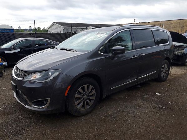 2019 CHRYSLER PACIFICA Touring L Plus