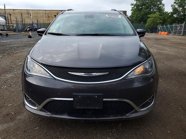 2019 CHRYSLER PACIFICA Touring L Plus