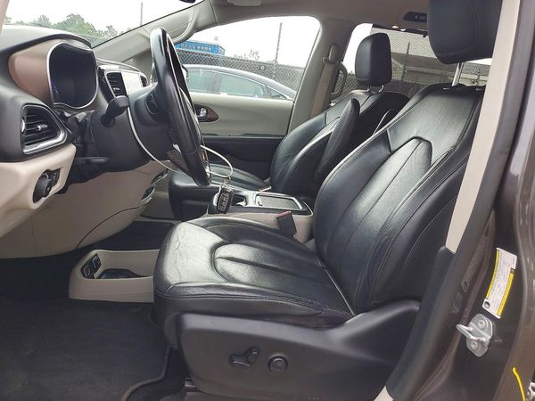 2019 CHRYSLER PACIFICA Touring L Plus