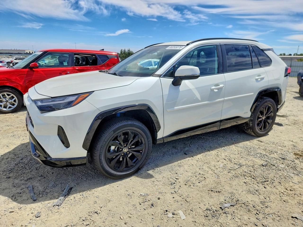 2022 TOYOTA RAV4 SE