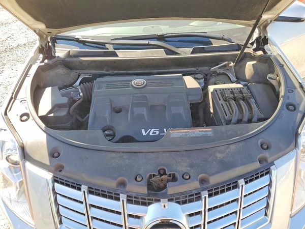 2016 CADILLAC SRX Luxury