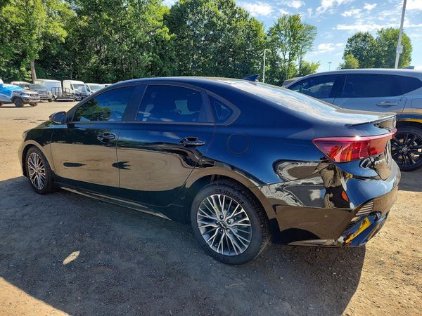 2022 KIA FORTE GT Line