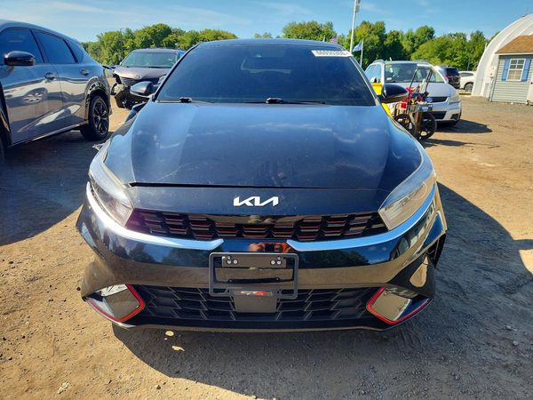 2022 KIA FORTE GT Line