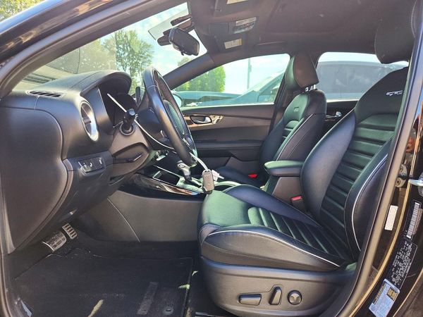 2022 KIA FORTE GT Line